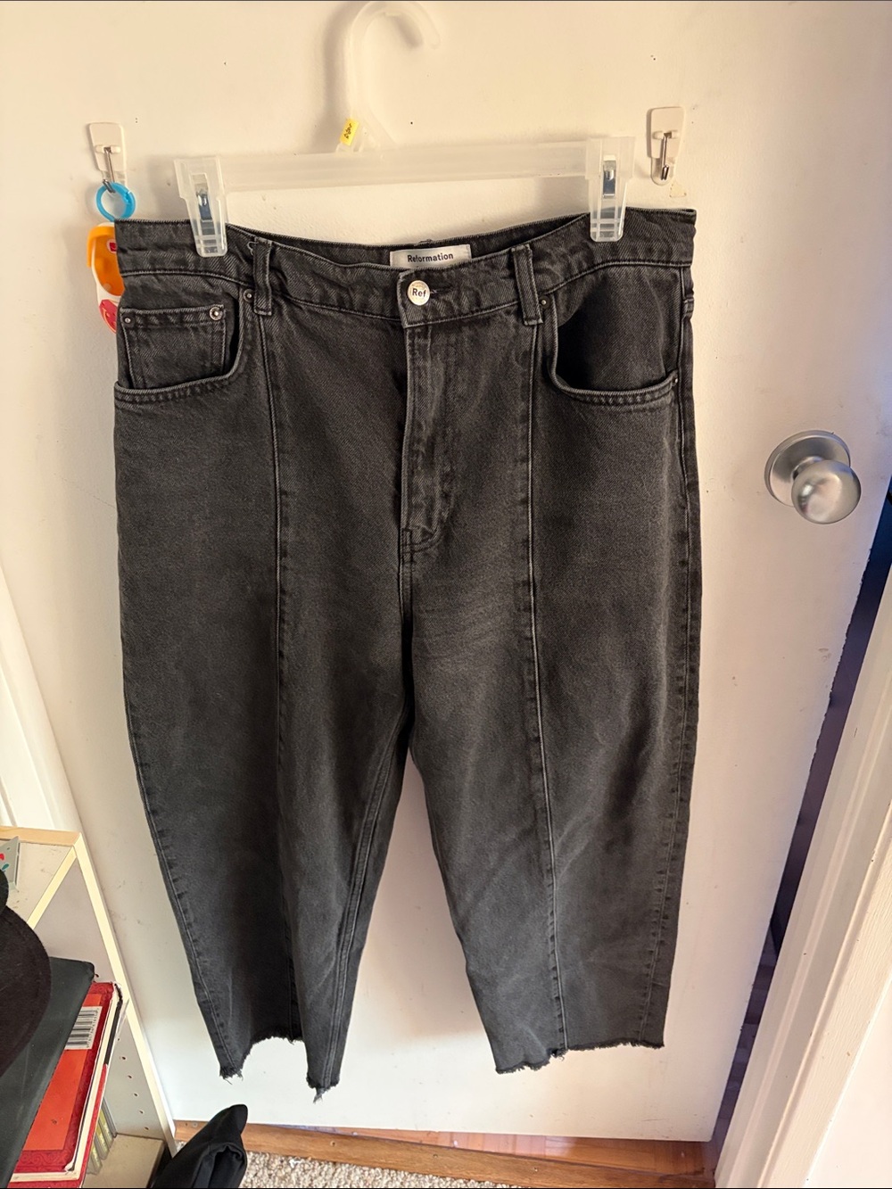Reformation Women’s Straight Leg Jeans in Washed Black